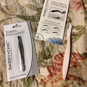 Sassy & Chic eyebrow care products